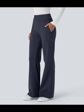 NWOT Halara Flex DayStretch Mid Rise Side Zipper Pocket Work Flare Pants - Navy